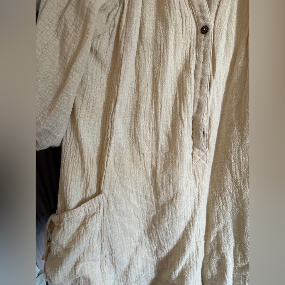PRINCESS POLLY LINEN BUTTON UP ROMPER - Picture 2 of 3